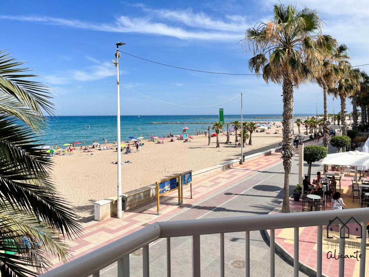 Maravillosas Vistas A La Bonita Playa De Campello. El Campello Dış mekan fotoğraf